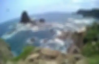 Menilik Eksotisme Lokasi Wisata Pantai Pasir Putih Malikan, Peran Perhutani Jadi Garda Depan Pelestarian Pesona Alamnya