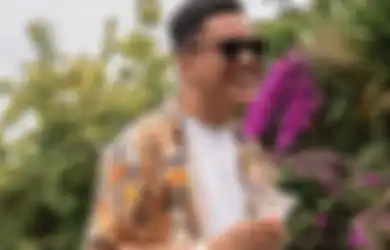 Kini Bisa Bangun Rumah Mewah yang Dapat Menampung 26 Mobil, Influencer Satu Ini Sempat Awali Karir Sebagai Hantu di Twitter