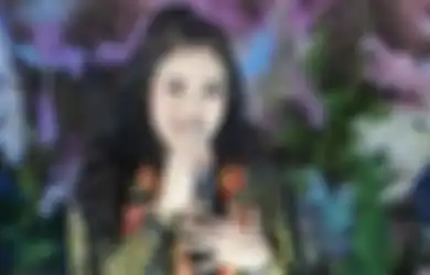 Wajah Iis Dahlia yang Tanpa Make Up Banjir Komentar, Mantan Istri Aming Berang, Turun Tangan Bela Sang Pedangdut Mati-matian