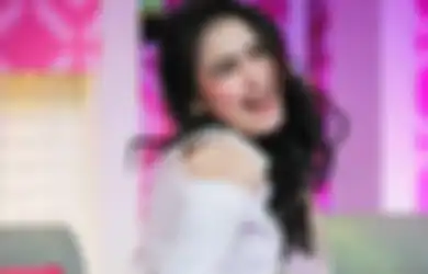 Hot News! Perang Petisi Haters VS Aytinglicious Makin Panas, Fans Sang Biduan: Ayu Ting Ting Tidak Cacat Hukum 