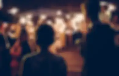 Hadirin Dibuat Emosi, Tamu Pria Ini Sok Asyik Malah Rusak Acara Pernikahan, Tak Berhenti Meski Kena Semprot, Keluarga Mempelai Sakit Hati: Kenapa Dia Begitu