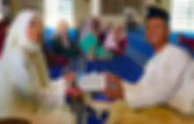 Tetangga Julid Langsung Kena Mental, Wanita Lulusan S2 yang Dinyinyiri karena Nikah dengan Sopir Truk Ini Bongkar Gaji Suami, Bisa Tembus 5 Kali Lipat Gaji Guru