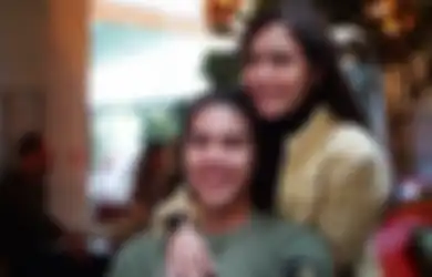 Tanpa Ahmad Dhani, El Rumi Ucap Syukur Bisa Wujudkan Impian Maia Estianty, Rayakan Wisuda Didampingi Irwan Mussry