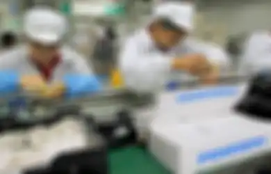 Produksi iPhone di Pabrik Foxconn di China Lockdown Lagi, Rilis iPhone 14 Mundur?