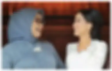 Kompak Pakai Kebaya, Intip Penampilan Manis Anak Anies Baswedan, Mutiara Baswedan dan Mama!