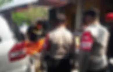 Foto Korban Pembunuhan Ibu dan Anak yang Hilang Jadi Petunjuk, Polisi Didesak Periksa Sosok Ini, Netizen: Kok HPnya Bisa Dibuka Kuncinya?