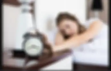 Ada yang Bangun Sambil Bete, Ini 3 Tipe Zodiak Saat Dengar Alarm Pagi Hari!