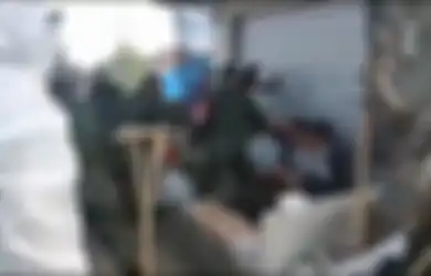 Foto Detik-detik Prajurit TNI Hajar Warga di Bali Viral, Ternyata Bermula dari Aksi Pemuda Ini