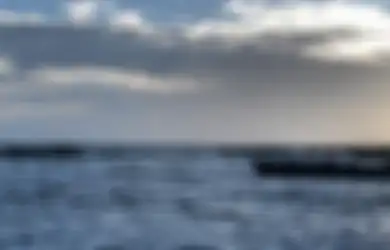 Wajib Dikunjungi, Pesona Garis Pantainya Jadi Primadona, Simak Keindahan Lokasi Wisata Pantai Lampu Satu di Ujung Timur Indonesia