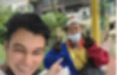 Takut Segepok Uang dari Baim Wong Dikira Tak Halal, Badut Jalanan Ini Ogah Istrinya Beripikir Macam-macam, Suami Paula Langsung Unggah Bukti Agar Sumbangannya Bisa Diterima Tanpa Dipertanyakan