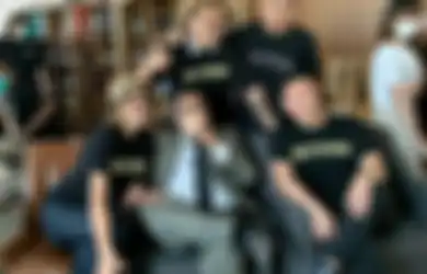 Disindir Deddy Corbuzier Soal Kerumunan Kafe Holywings, Hotman Paris Pamer Foto Bareng Anak Buah Jokowi, Dulu Bangga Punya Bisnis Resto-Bar