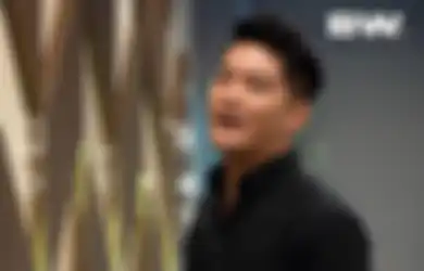 Bongkar Rahasia 30 Tahun, Boy William Akui Telinga Kirinya Selama Ini Tuli dan Tak Berfungsi, Kini Kekasih Karen Vendela Tekun Belajar Bahasa Isyarat