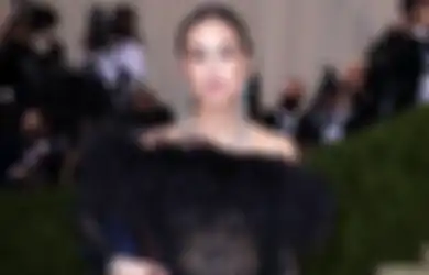 10 Seleb Ini Perdana Datang Met Gala 2021. Penampilannya Keren Banget!