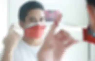 Masker KULINARA Karya Didiet Maulana x Sasa Beri Semangat dan Harapan Para Nakes Covid-19