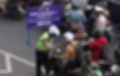PPKM Diperpanjang, Jawa-Bali Musnahkan Wilayah Level 4, Luhut Minta Hati-hati