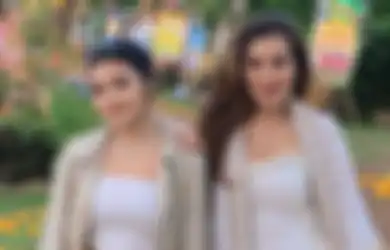 5 Gaya Kasual Queennara Bareng Sang Mama, Liza Natalia. Kompak Abis!