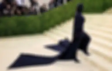 Tampil Ikonik di Met Gala 2021, Hair Extension Kim Kardashian Punya Harga Fantastis!