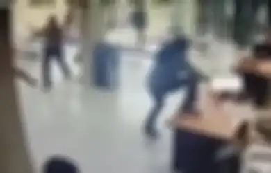 Kantor Adira Finance Hancur Lebur Diserbu Komplotan Bersenjata, Polisi Tangkap Pelaku dan Beberkan Kronologi Serangan yang Membabi Buta