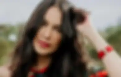 Pantas Wajahnya Masih Kinyis-kinyis Bak ABG, Ternyata Ini Rahasia Awet Muda Sophia Latjuba, Hanya Bermodal 1 Bahan Ini Dijamin Bekas Jerawat Langsung Ngacir