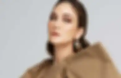 Percintaannya Selalu Berujung Gagal, Luna Maya Kini Kepergok Nangis Sesenggukan di Ruangan Privat Gegara Pria Ini, Ayu Dewi Beberkan Ceritanya