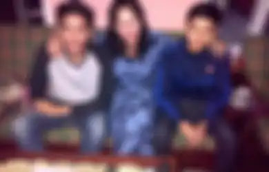 Foto Anak Istri Muda Yosef Ikut Balapan Motor Ramai Dibahas, Ini Respons Anak Sambung Suami Korban Pembunuhan di Subang Disebut Anggota Geng Motor