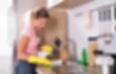 Jangan Khawatir, Ini Cara Bersihkan Dapur yang Dekil Hanya dengan Modal 20 Menit!