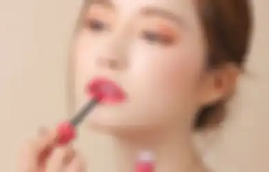 4 Jenis Lip Tint Ini Populer di Pasaran. Mana yang Paling Cocok?
