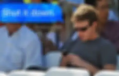 Efek FB, IG dan WA Down Bikin Saham Medsos Milik Mark Zuckerberg Anjlok