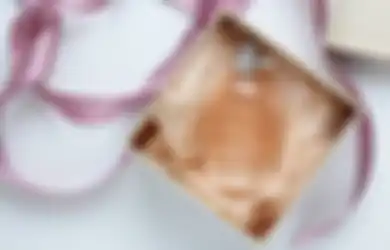 Pengin Kasih Hadiah Parfum Tahan Lama? 3 Tips Biar Enggak Bingung!