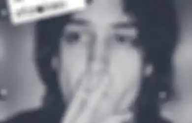 Alex Turner Ingin Gabung ke The Strokes, Julian Casablancas Malah Pengen Join Arctic Monkeys