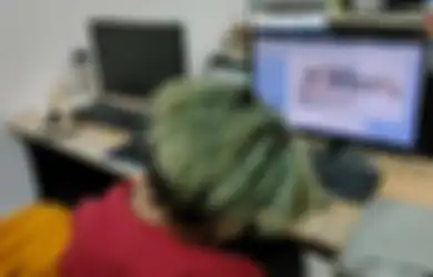 Sebulan Kantongi Rp 15 Juta Tanpa Repot Masuk Kerja Tiap Hari, Karyawan Pinjol Ini Bongkar Cara Edit Foto untuk Teror Nasabah