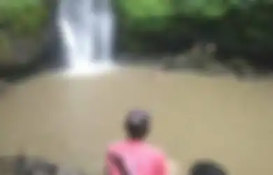 Liburannya Berujung Petaka, Seorang Pemuda di Lampung Utara Jatuh Tenggelam Usai Nekat Selfie di Air Terjun, 2 Temannya Ikut Tewas Saat Niat Membantu