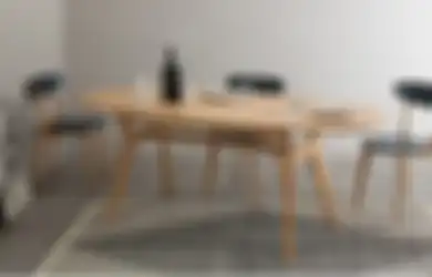 Meja Makan Oval jadi Salah Satu Penerapan Feng Shui yang Baik di Ruang Makan, Cek 5 Lainnya!