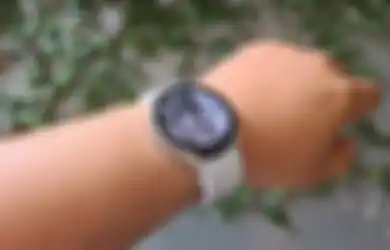 Review Samsung Galaxy Watch4: Smartwatch Android Terbaik Saat Ini!