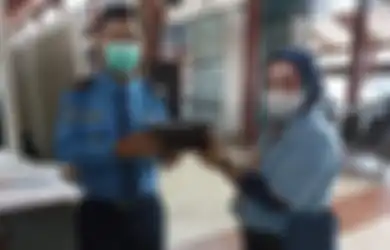 Jujur Kembalikan Dompet Isi Cek Rp 35,9 Miliar, Halimah Cleaning Service Bandara Soetta Langsung Naik Jabatan, Ternyata Ini Identitas Pemiliknya