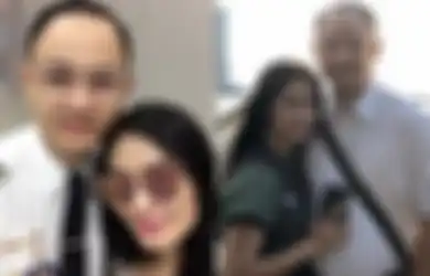 Gaji Suaminya Digadang-gadang Lebih Besar dari Presiden, Iis Dahlia Kelabakan Rumahnya Dipergoki Ayu Ting Ting dalam Keadaan Begini