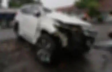 Remuk Usai Hantam Pembatas Beton Saat Kecelakaan, Biaya Perbaikan Pajero Sport Milik Vanessa Angel dan Bibi Ardiansyah Bikin 'Dompet Kering', Berikut Rinciannya 