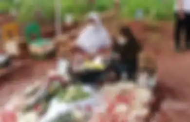 Belum Ada Seminggu Ibunda Gala Dimakamkan, Foto Vanessa Angel Mendadak Hilang dari Kuburan, Ayah Bibi Ardiansyah Duga Satu Hal