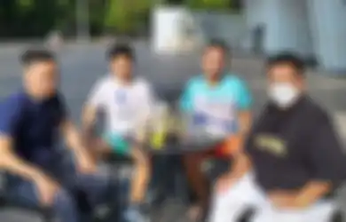 Pamer Foto Pemilik Holywings, Hotman Paris Justru Terdiam Dapat Jawaban Wanita Berhijab Ini: Jalan Kaya Berbeda-beda