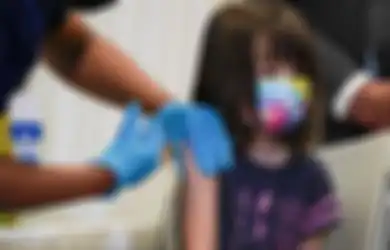 Tips untuk Orang Tua saat Mempersiapkan Anak Menerima Vaksinasi Covid-19