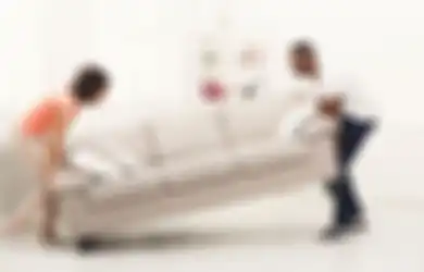 Lakukan secara Berkala! Ini Manfaat Psikologis dari Menata Ulang Furnitur di Rumah