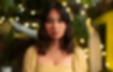 NIKI Lepas Single Bernuansa Muram, Ungkap Kangen Keluarga di Jakarta