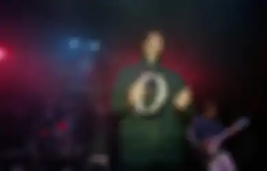 Tamborin Liam Gallagher yang Dipake Pas Rekaman 'Wonderwall' Oasis Terjual di Lelang