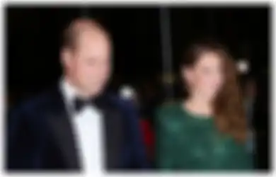 Beda dari Biasanya, Penampilan Kate Middleton dengan Rambut Keriting Sukses Curi Perhatian!