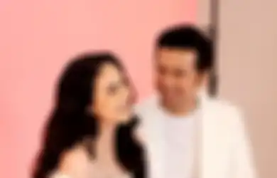 Emil Dardak Sewa Satu Bioskop dan Rela Bikin Ini Demi Berikan Kejutan Ulang Tahun ke Arumi Bachsin, Begini Momen Bahagia Sang Artis yang Berhasil Diabadikan Kamera