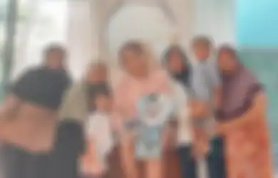Foto Ibu Gempi Dapat Kejutan dari ART Curi Perhatian, Gisel Terkejut Lihat Tabiat Asli Koneng ke Putrinya