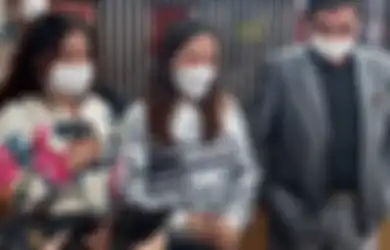 Pukul Mulutnya Sendiri Sambil Menangis, Anggiat Pasaribu Menyesal Setengah Mati Bentak Orang Tua di Bandara, Ini Keinginannya Terhadap Ibunda Arteria Dahlan