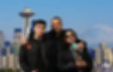 Boyong Anak Istri Hijrah ke Amerika, Suami Bule Sarah Azhari Ternyata Anak Mantan Gubernur Timor Leste, Begini Kehidupannya di Luar Negeri