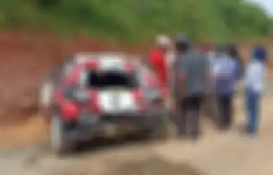 Mobil yang Ditumpanginya Terjungkal hingga Berputar di Udara, Begini Kondisi Bambang Soesatyo dan Sean Gelael Pasca Kecelakaan di Meikarta
