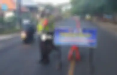 PPKM Level 3 Saat Nataru Batal Diterapkan, Netizen Ucap Syukur!